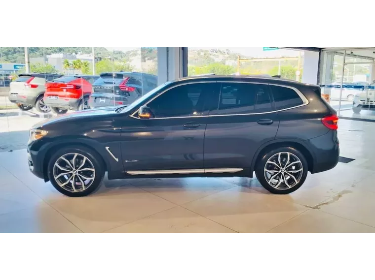 BMW X3 Cinza 12