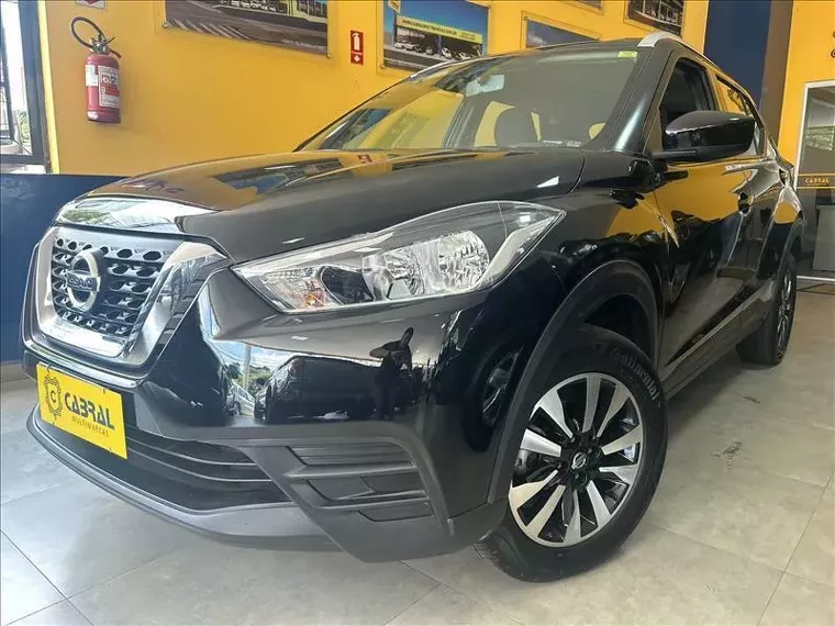 Nissan Kicks Preto 1