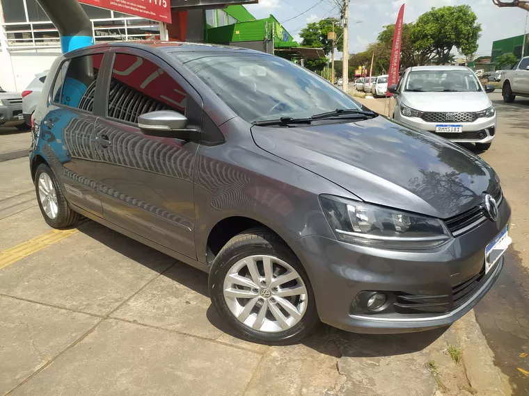 Volkswagen Fox Cinza 4