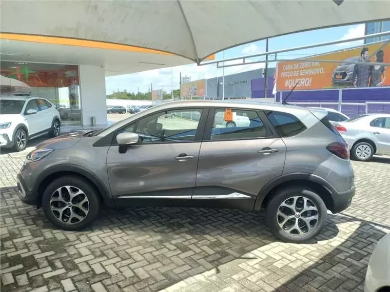 Renault Captur Cinza 7