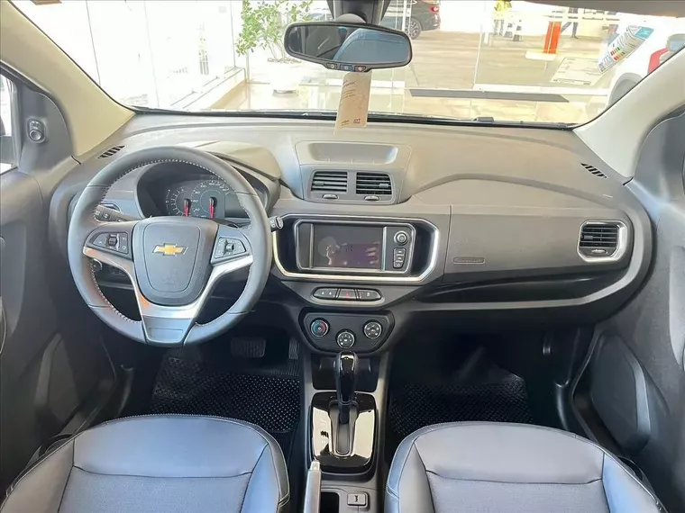 Chevrolet Spin Cinza 6