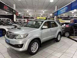 Hilux SW4