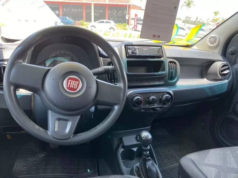 Fiat Mobi Prata 2