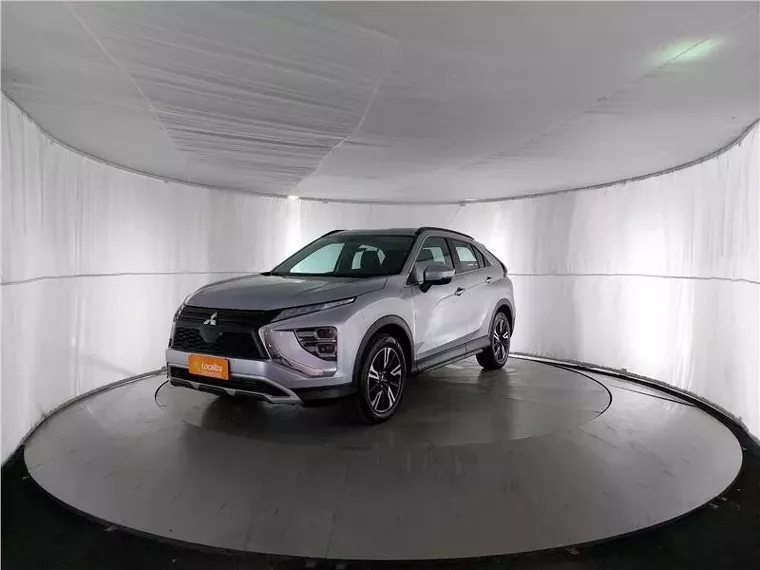 Mitsubishi Eclipse Cross Prata 1