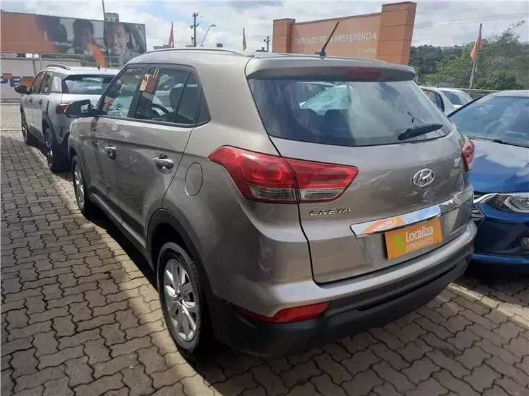 Hyundai Creta Prata 8