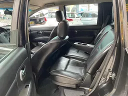 Nissan Grand Livina