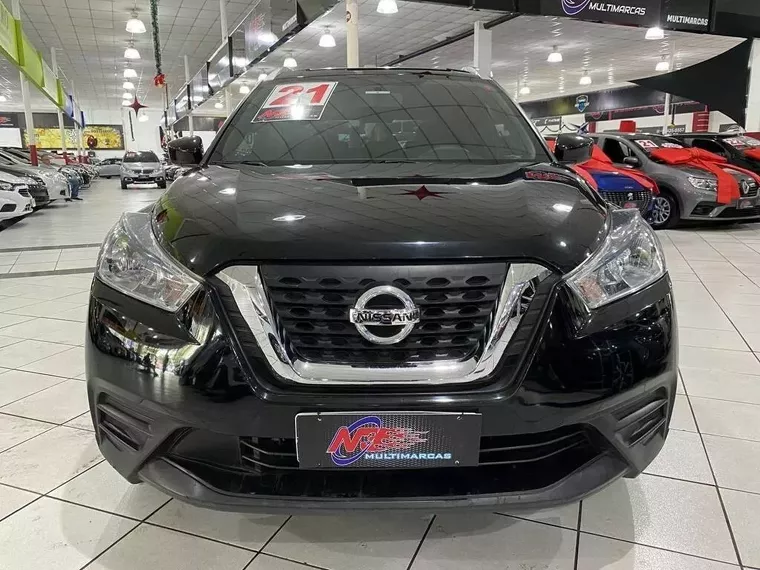 Nissan Kicks Preto 11