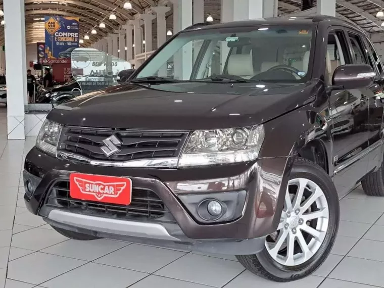 Suzuki Grand Vitara Marrom 2