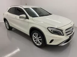 Mercedes-benz GLA 200