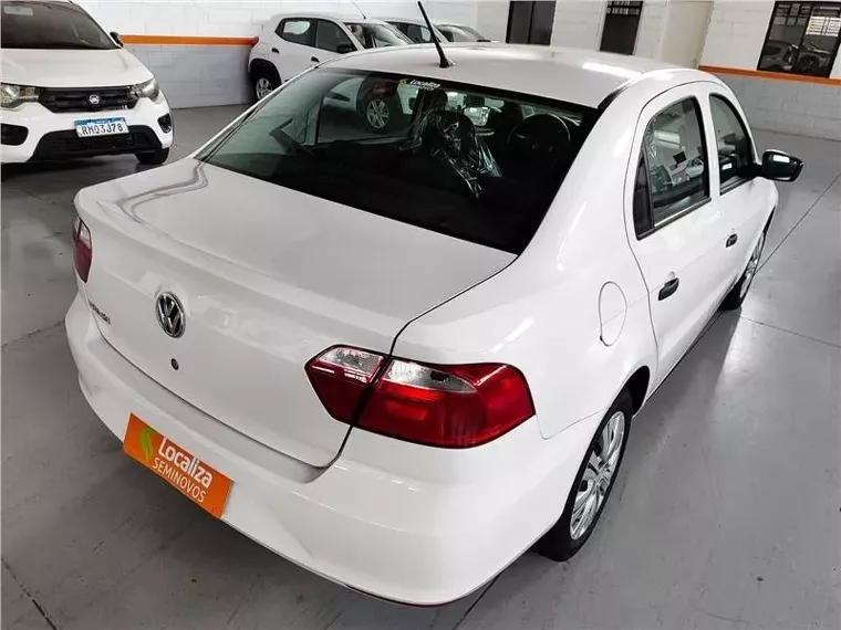 Volkswagen Voyage Branco 8