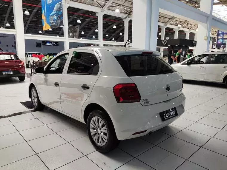 Volkswagen Gol Branco 3