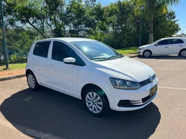 Volkswagen Fox Branco 3