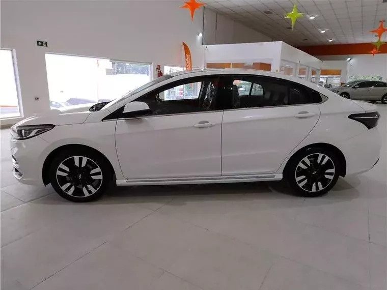 Chery Arrizo 6 Pro Branco 12