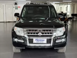 Mitsubishi Pajero Full