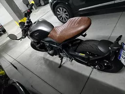 Triumph Trident