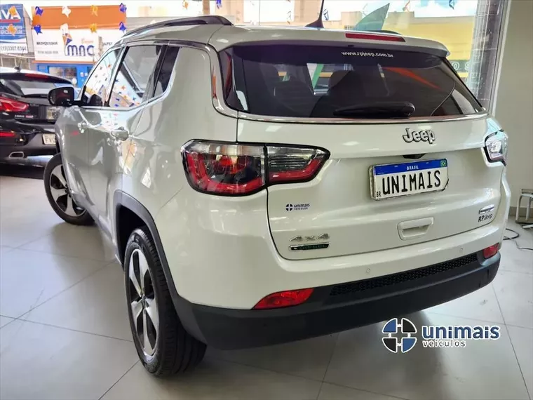 Jeep Compass Branco 14