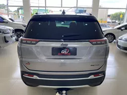 Jeep Commander