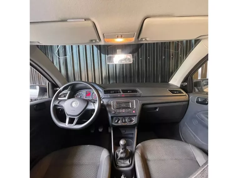 Volkswagen Gol Prata 8