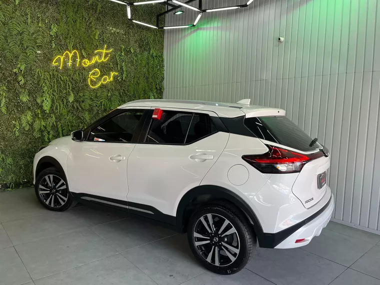 Nissan Kicks Branco 6