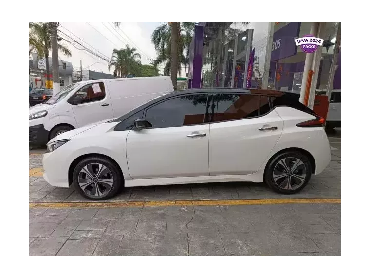 Nissan Leaf Preto 4