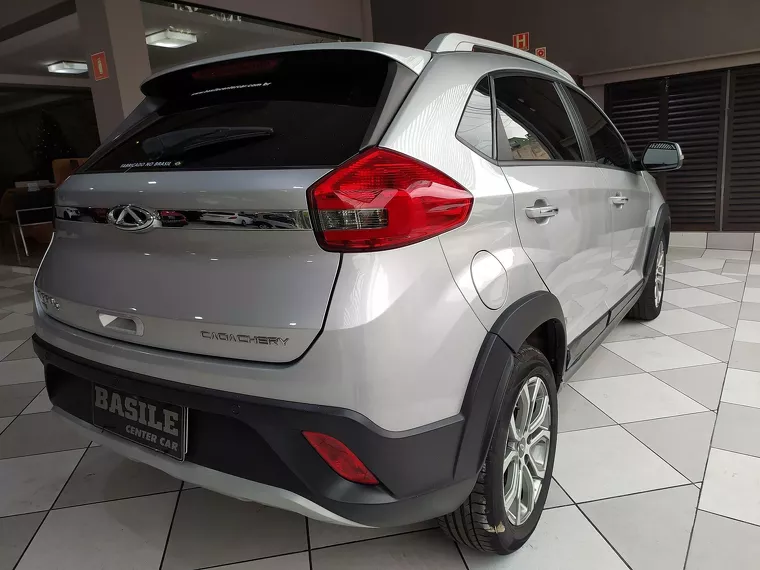 Chery Tiggo 2 Prata 7