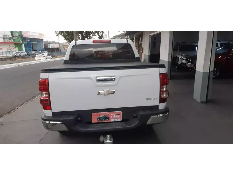 Chevrolet S10 Branco 19