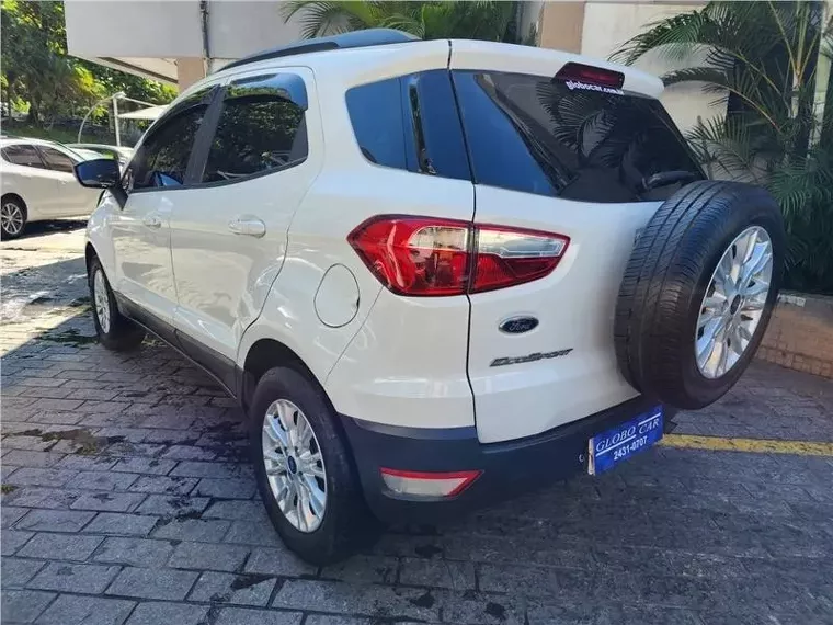 Ford Ecosport Branco 7