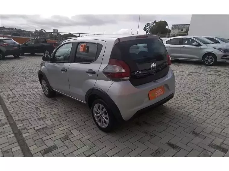 Fiat Mobi Prata 2