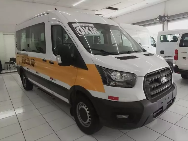 Ford Transit Branco 24