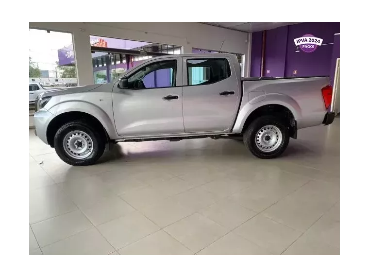 Nissan Frontier Prata 4