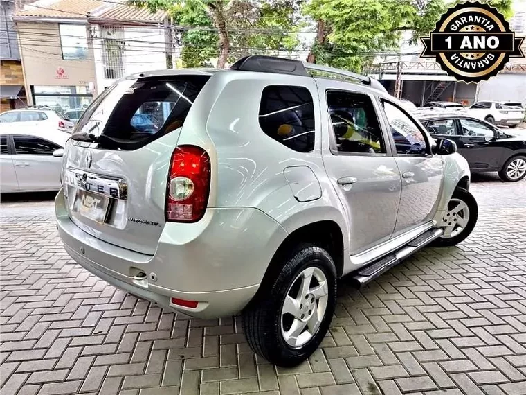 Renault Duster Prata 19