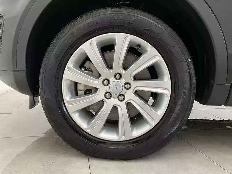 Land Rover Discovery Sport Preto 19