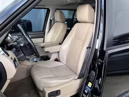 Land Rover Discovery 4