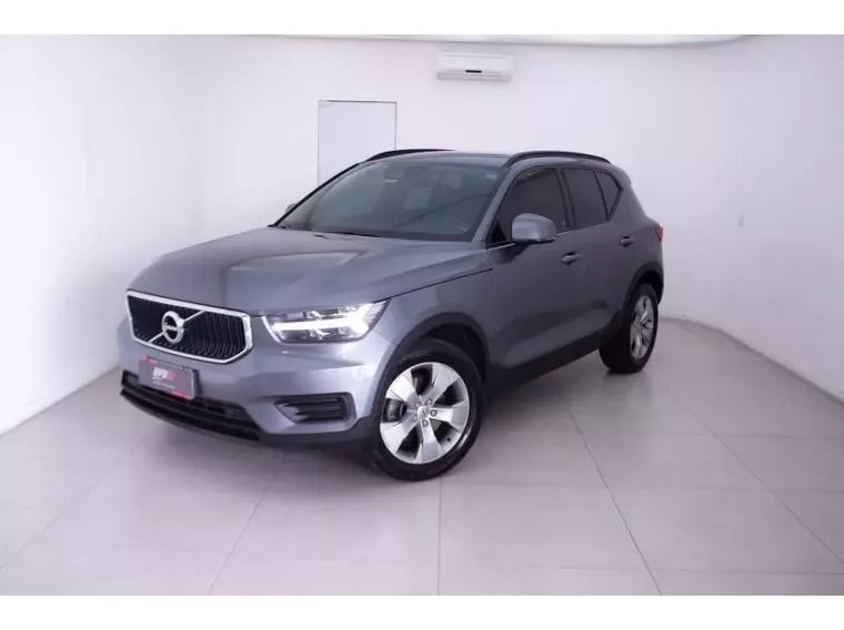 Volvo XC40 Vermelho 4