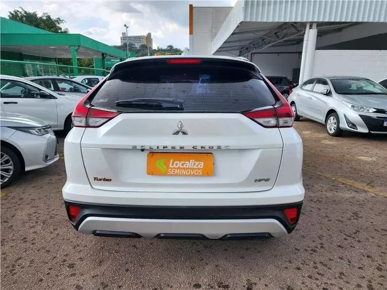 Mitsubishi Eclipse Cross Branco 5