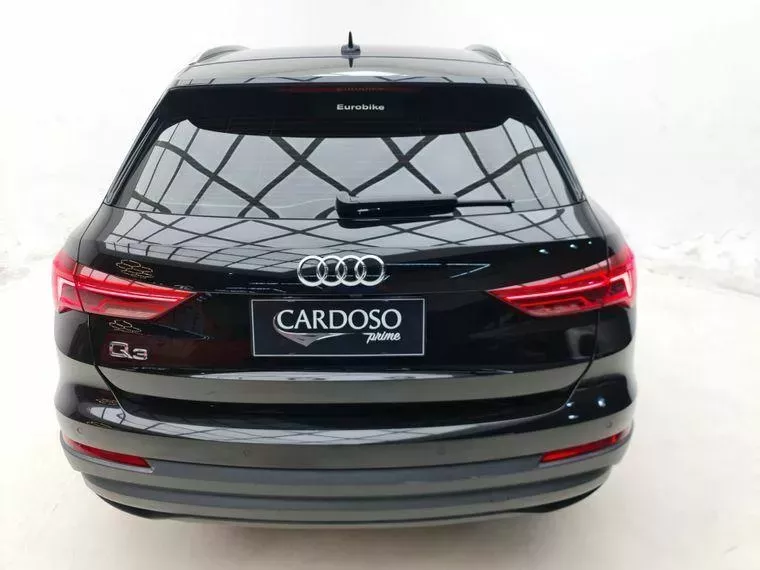 Audi Q3 Preto 9