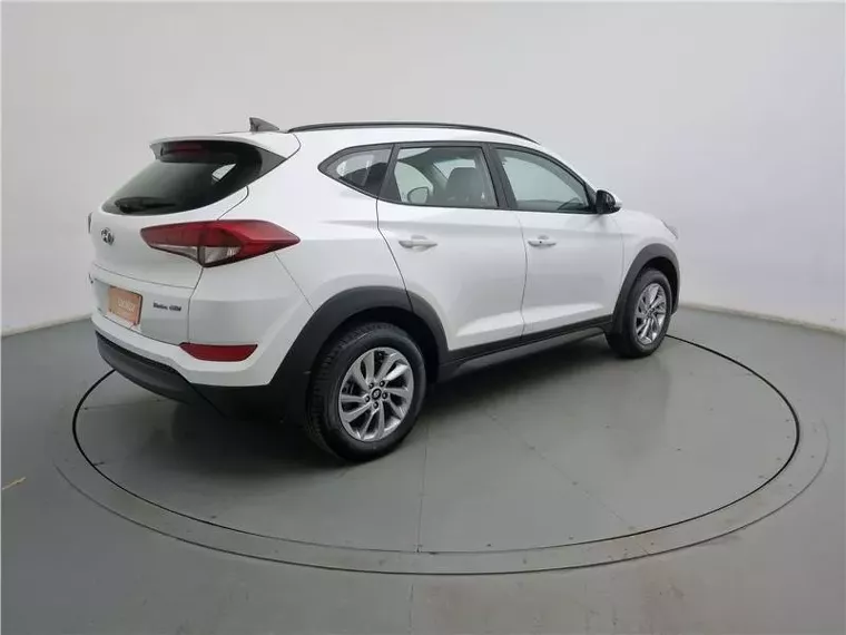 Hyundai Tucson Branco 8