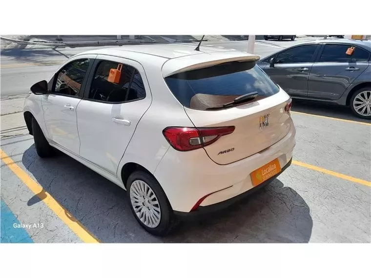 Fiat Argo Branco 2