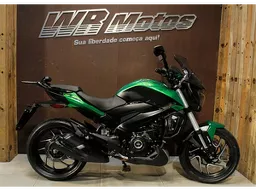 Bajaj Dominar