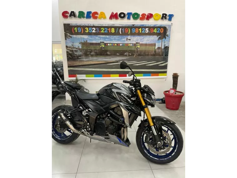 Suzuki GSX-S Preto 3