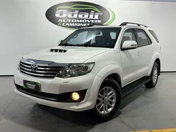 Toyota Hilux SW4