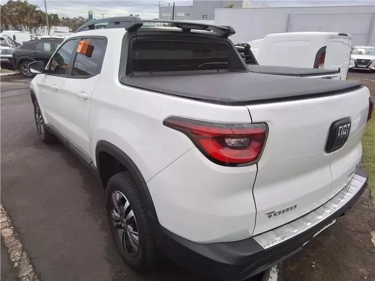 Fiat Toro Branco 8