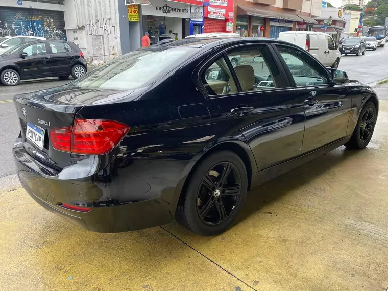 BMW 320i Preto 1