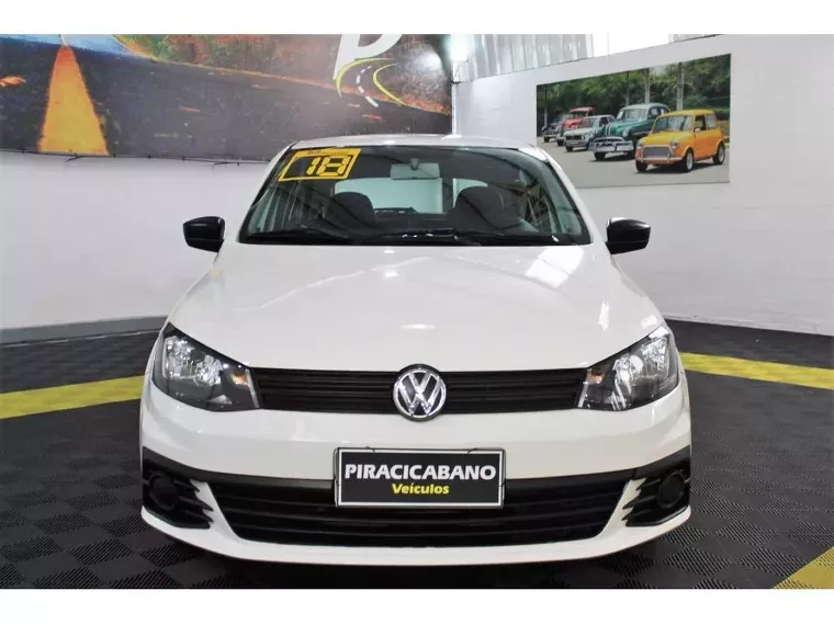 Volkswagen Gol Branco 11