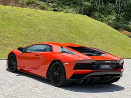 Lamborghini Aventador