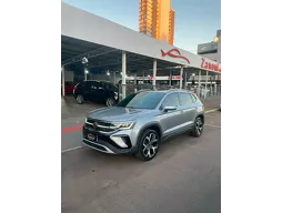 Volkswagen Taos