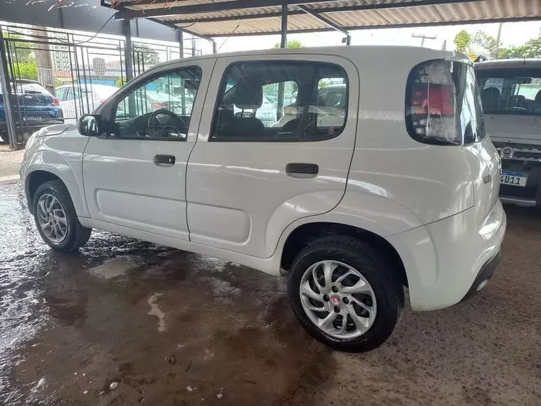 Fiat Uno Branco 7