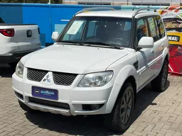 Mitsubishi Pajero TR4