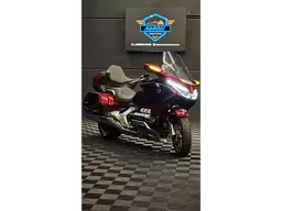 Gold Wing