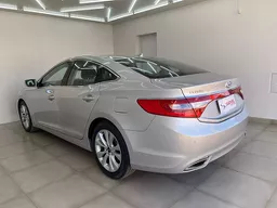 Hyundai Azera